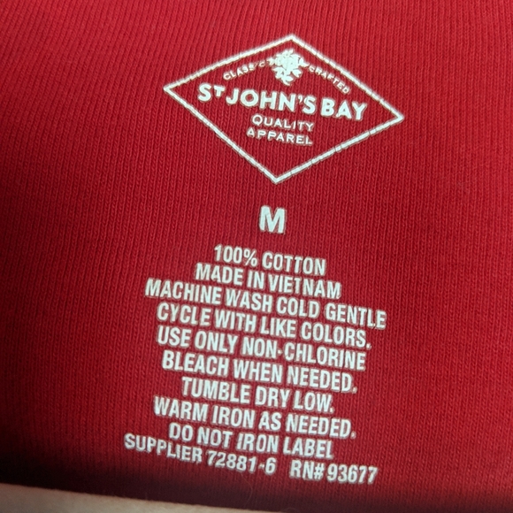 2 for 1: Maroon/Red T-shirts - Medium - Picture 4 of 4